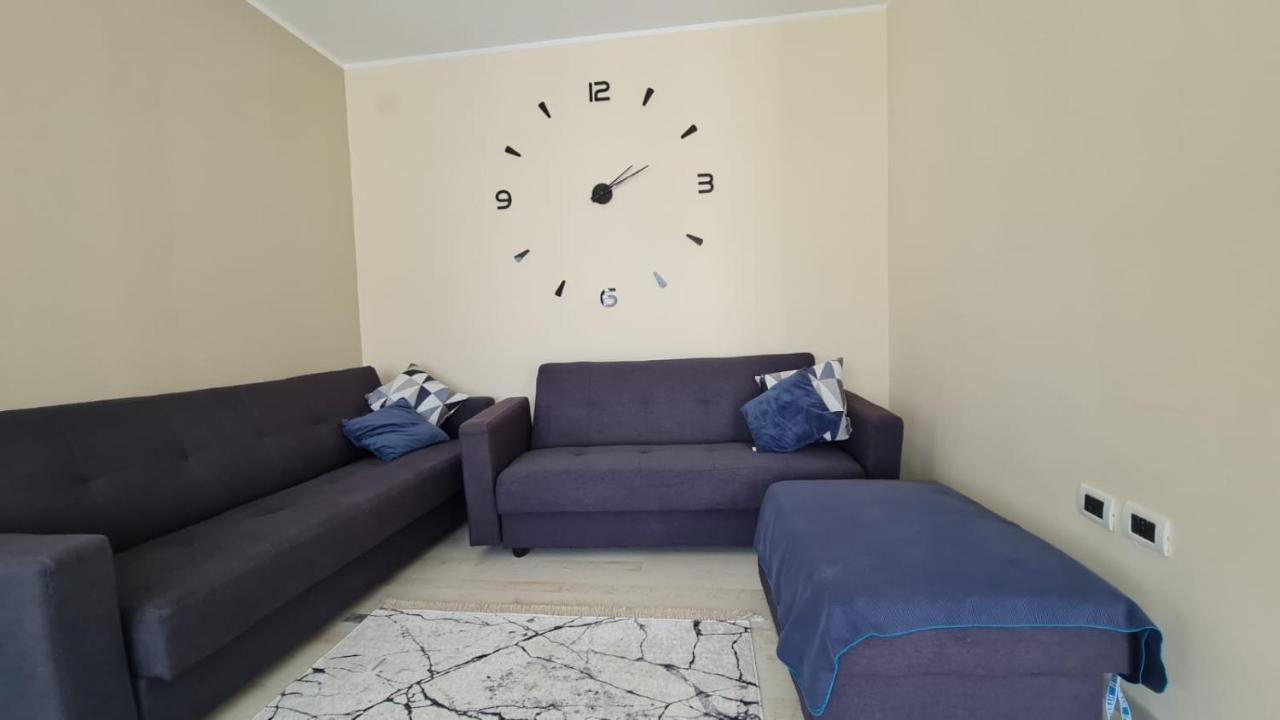 Apartment In Qerret Golem  Exterior photo